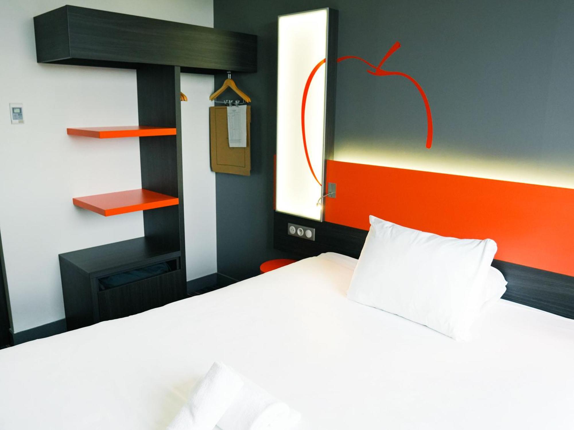 Hotel ibis Styles Caen centre gare Extérieur photo