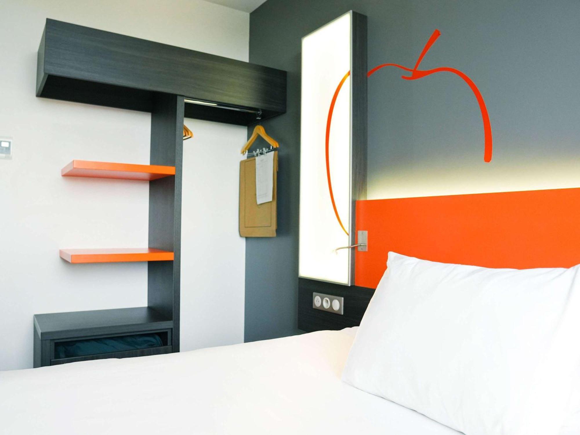 Hotel ibis Styles Caen centre gare Extérieur photo