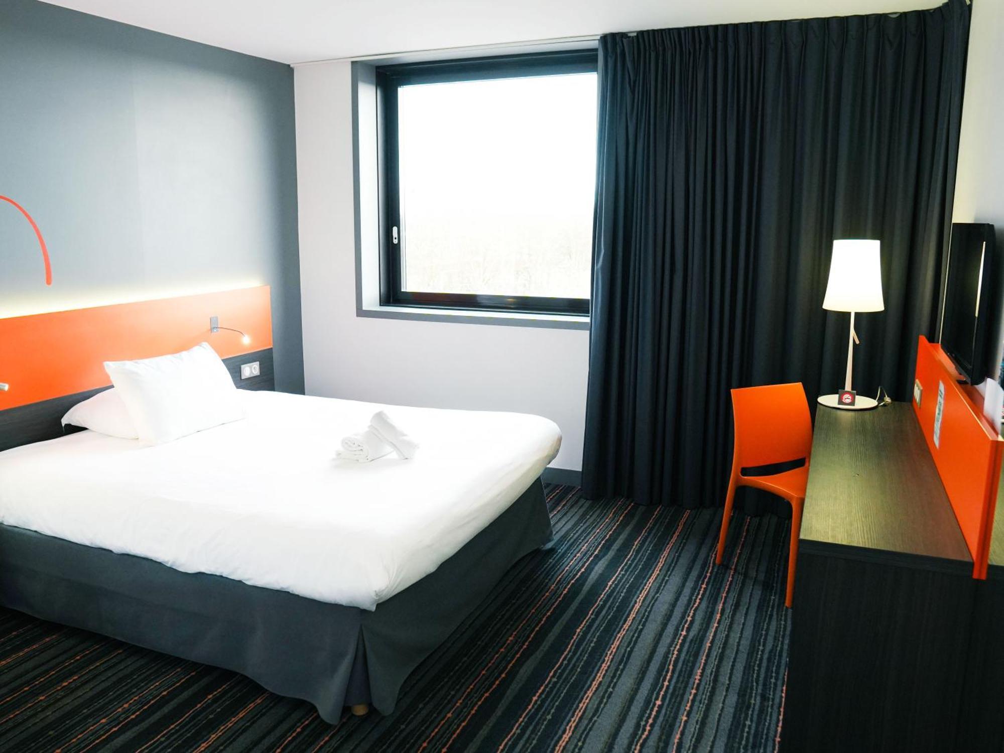 Hotel ibis Styles Caen centre gare Extérieur photo